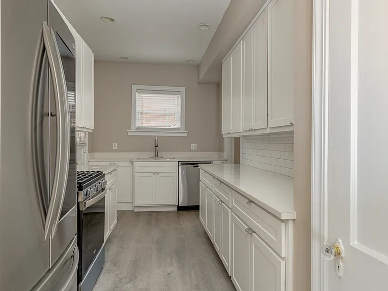 7542 Byron Pl #1 — Photo 19