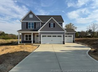 204 N Rabbit Run Dr, Smithfield, NC 27577