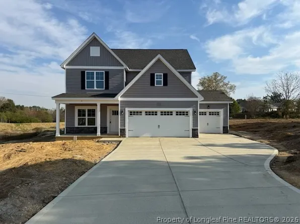 204 N Rabbit Run Dr, Smithfield, NC 27577