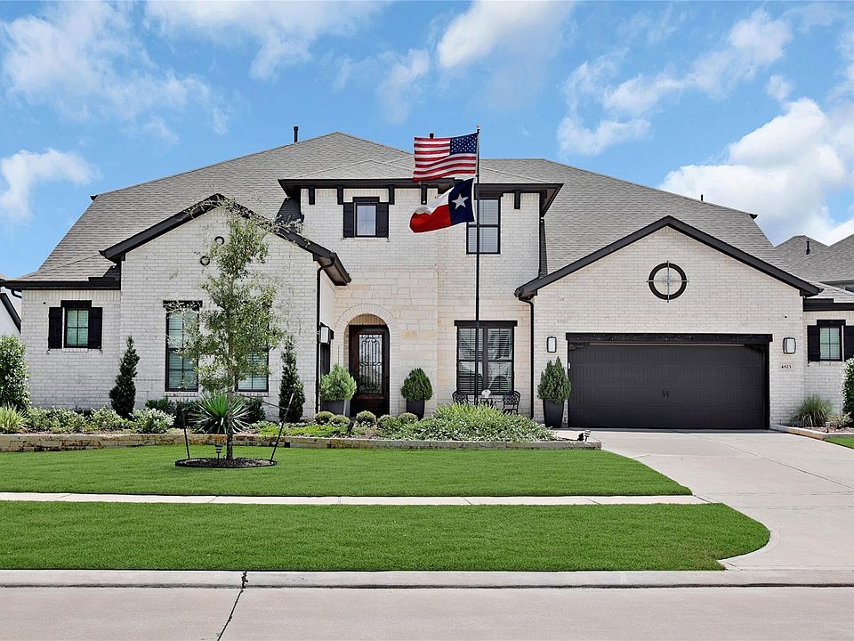 1st image of 4823 Creekbend Dr