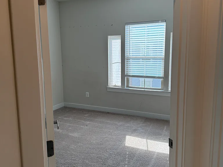 24759 Monk Meadows Ter — Photo 35