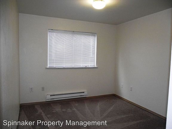 5th image of 1121 S Woodlawn St APT 03