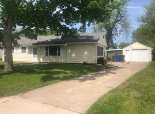 3524 Houston St NE, Cedar Rapids, IA 52402