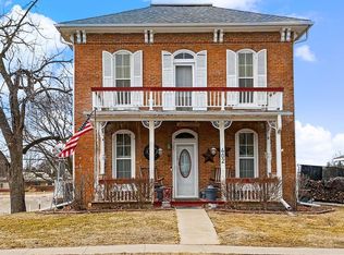 402 N York St, Monroe, IA 50170