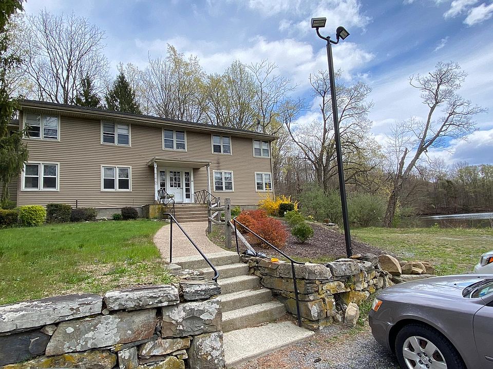 1st image of 34 Bailie Ln #11