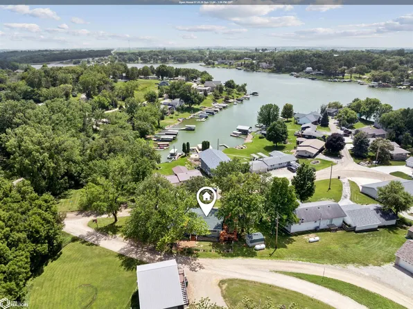 345 Center Point Dr, Montezuma, IA 50171
