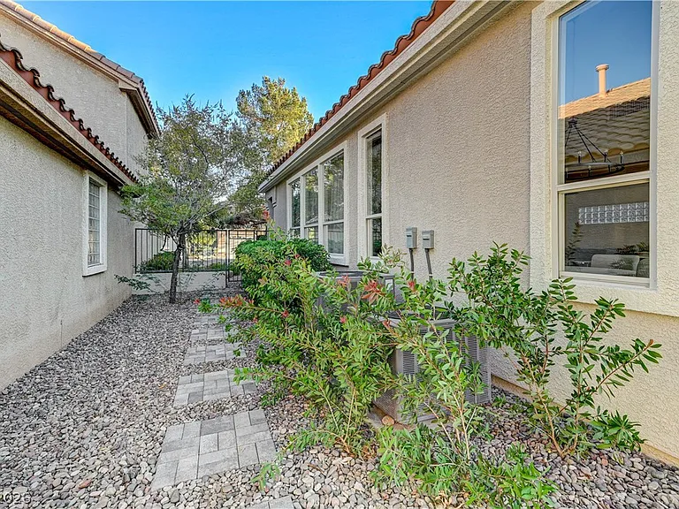 1317 Fox Acres Dr — Photo 75