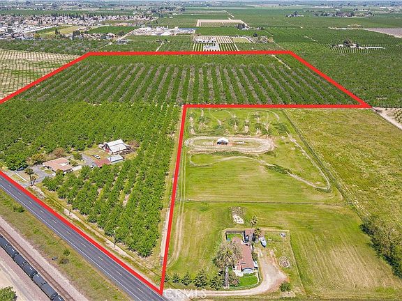 3rd image of 19688 Santa Fe Rd Lot 77-79