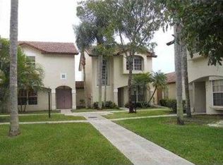 621 NW 109th Ave, Pembroke Pines, FL 33026