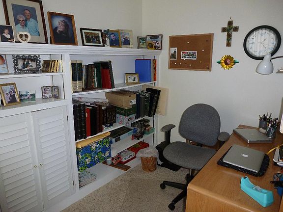 5th image of 148 Canterbury Ln