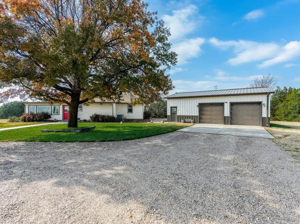 27001 W 4th St N, Garden Plain, KS 67050