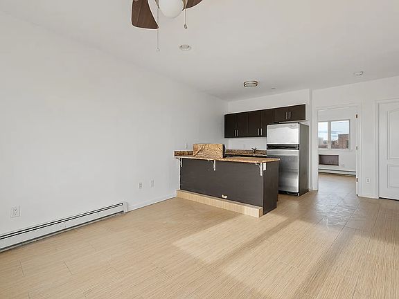 4th image of 379 Lefferts Ave APT 8B