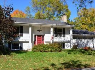 1610 Spruce St, Pt Washington, WI 53024