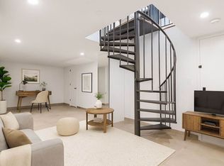 881 Park Ave #1, Brooklyn, NY 11206
