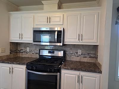 5th image of 206 Atlantic #63