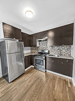 3rd image of 4720 40th St APT 5H