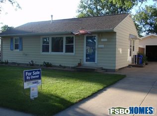 1708 Texas Ave NE, Cedar Rapids, IA 52402