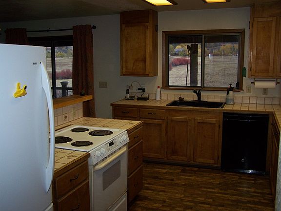 5th image of 2374 Lappin Ln