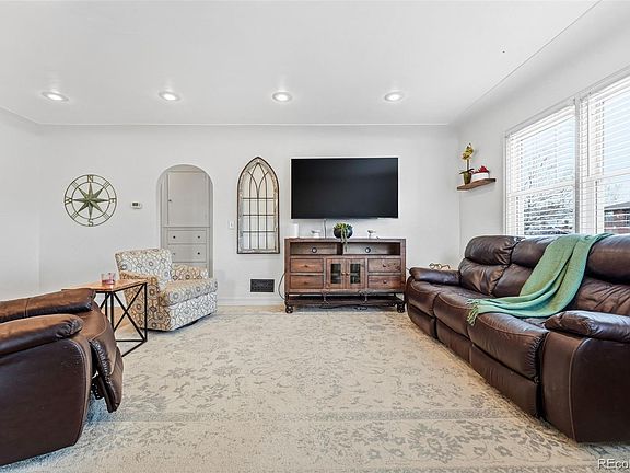 5th image of 3101 Chase Street