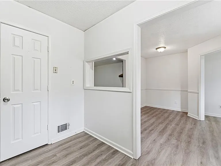 2130 Fieldstone View Ct SE #B — Photo 8