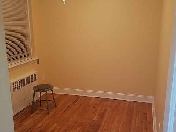 2nd image of 1441 E 88th St #1