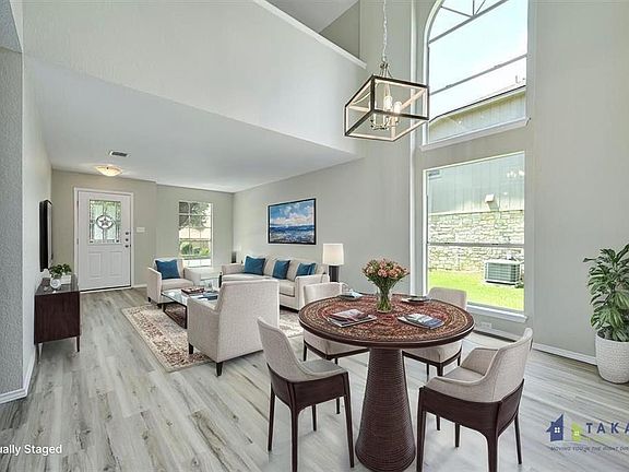 5th image of 15316 Ecorio Dr