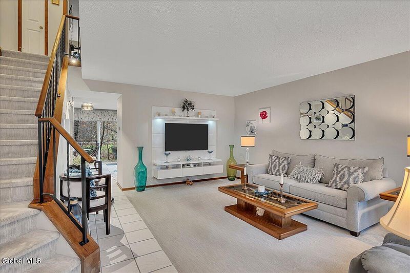 3rd image of 15 Wilton Court