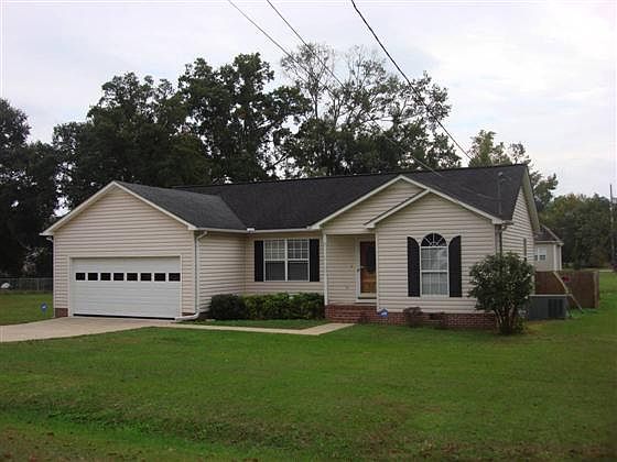 2nd image of 408 Glenport Ave