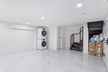 Rented by Reavis