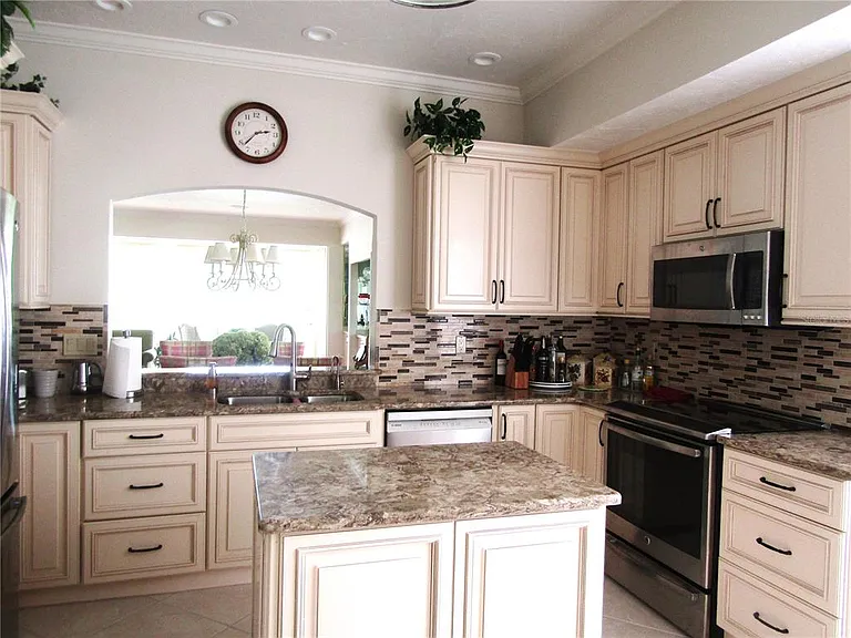 3881 Chatsworth Greene Ct #20 — Photo 11