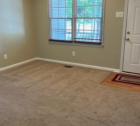 3rd image of 112 Antelope Dr