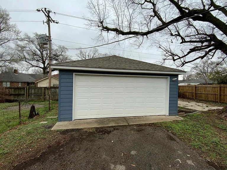 920 N Auburndale St — Photo 20