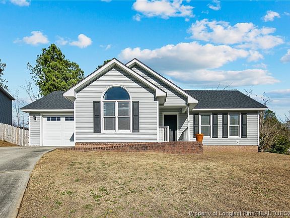 3rd image of 359 Abbottswood Dr
