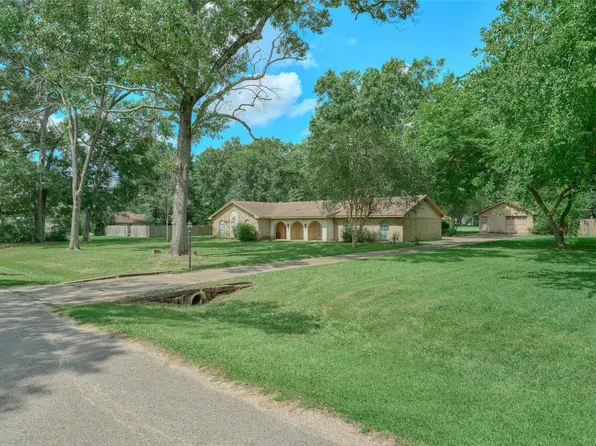 24803 Lori Ln, Magnolia, TX 77355