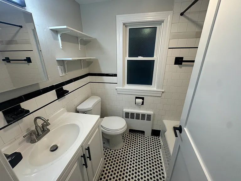 26 Saint Marks Rd #4 — Photo 9
