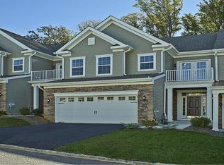 3521 Muirwood Dr, Newtown Square, PA