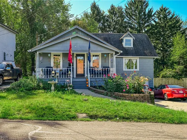 2266 Windemere Ave, Akron, OH 44312