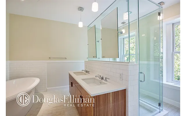 Sold by Douglas Elliman | media 10