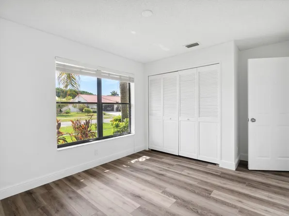 22011 Martella Avenue, Boca Raton, FL 33433