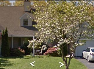 81 Craigie Ave, Waterbury, CT 06705
