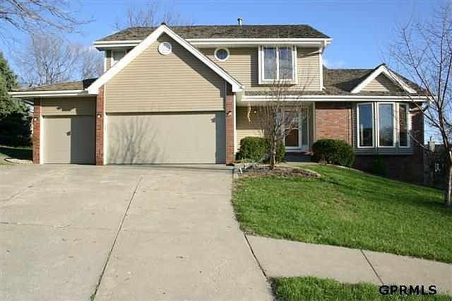 1st image of 15909 Leavenworth Cir