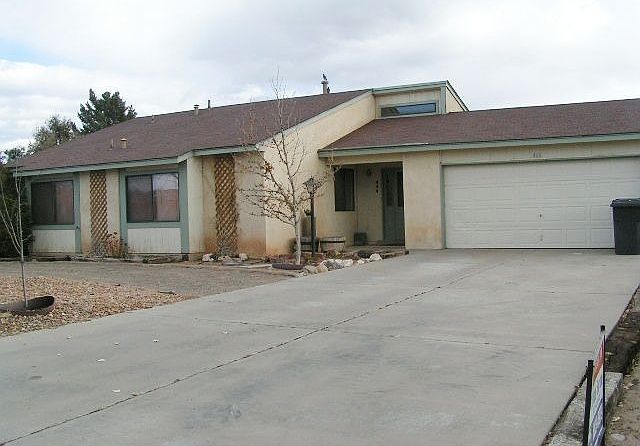 1st image of 466 Feldspar Dr NE