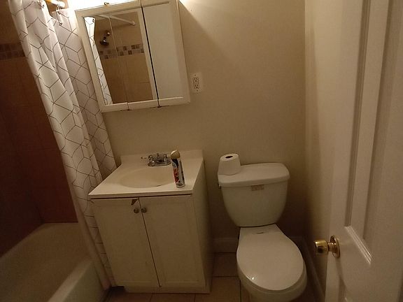 5th image of 329 E Upsal St APT A2