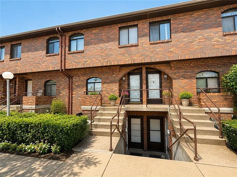 1 bed, 1000 sqft, $1,400 — Photo 1
