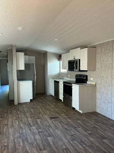 2 bed, 624 sqft, $1,100 — Photo 4