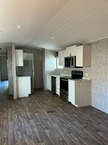 606 River Rd #18 Photo 1