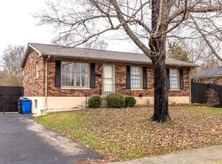 440 Lancelot Ln, Lexington, KY 40517