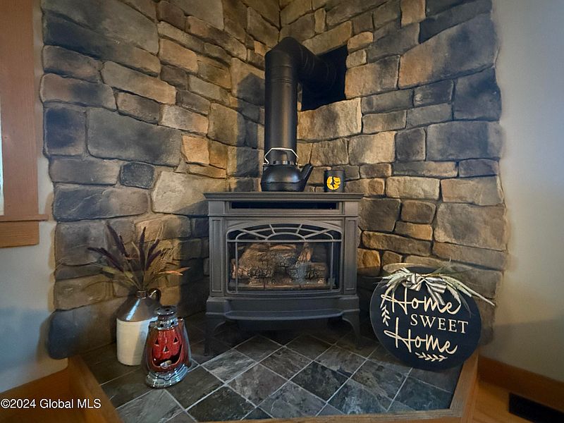 5th image of 31 Wilson Avenue