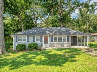 41 Oak Dr, Cartersville, GA 30121