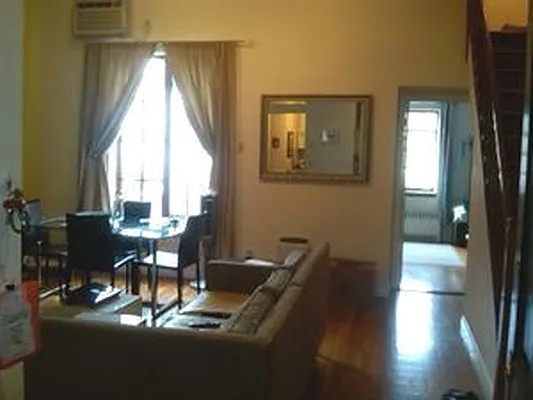 Rented by Douglas Elliman | media 38